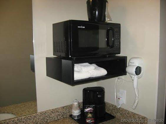 Travelodge By Wyndham Brunswick Near Fredrick Extérieur photo