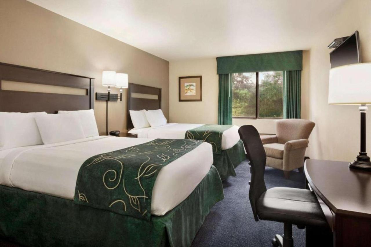 Travelodge By Wyndham Brunswick Near Fredrick Extérieur photo