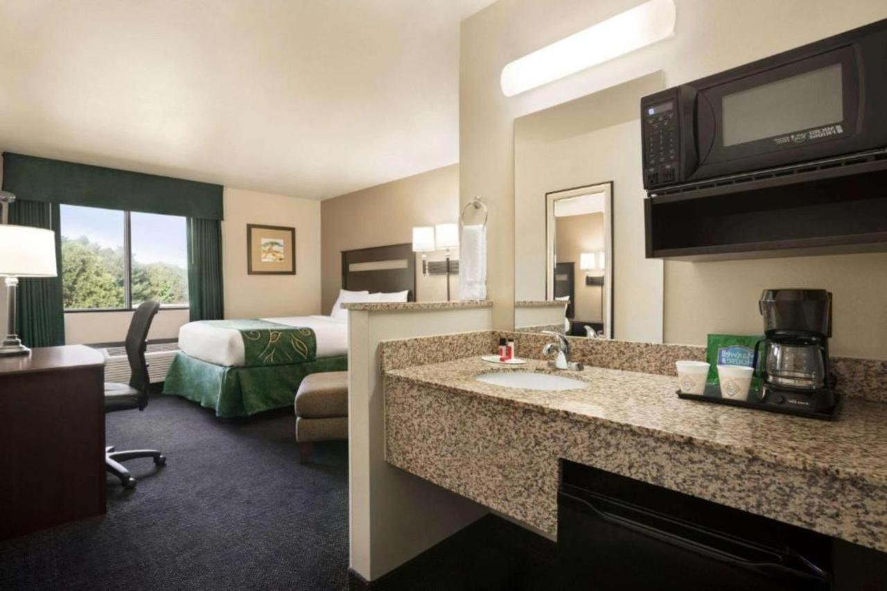 Travelodge By Wyndham Brunswick Near Fredrick Extérieur photo